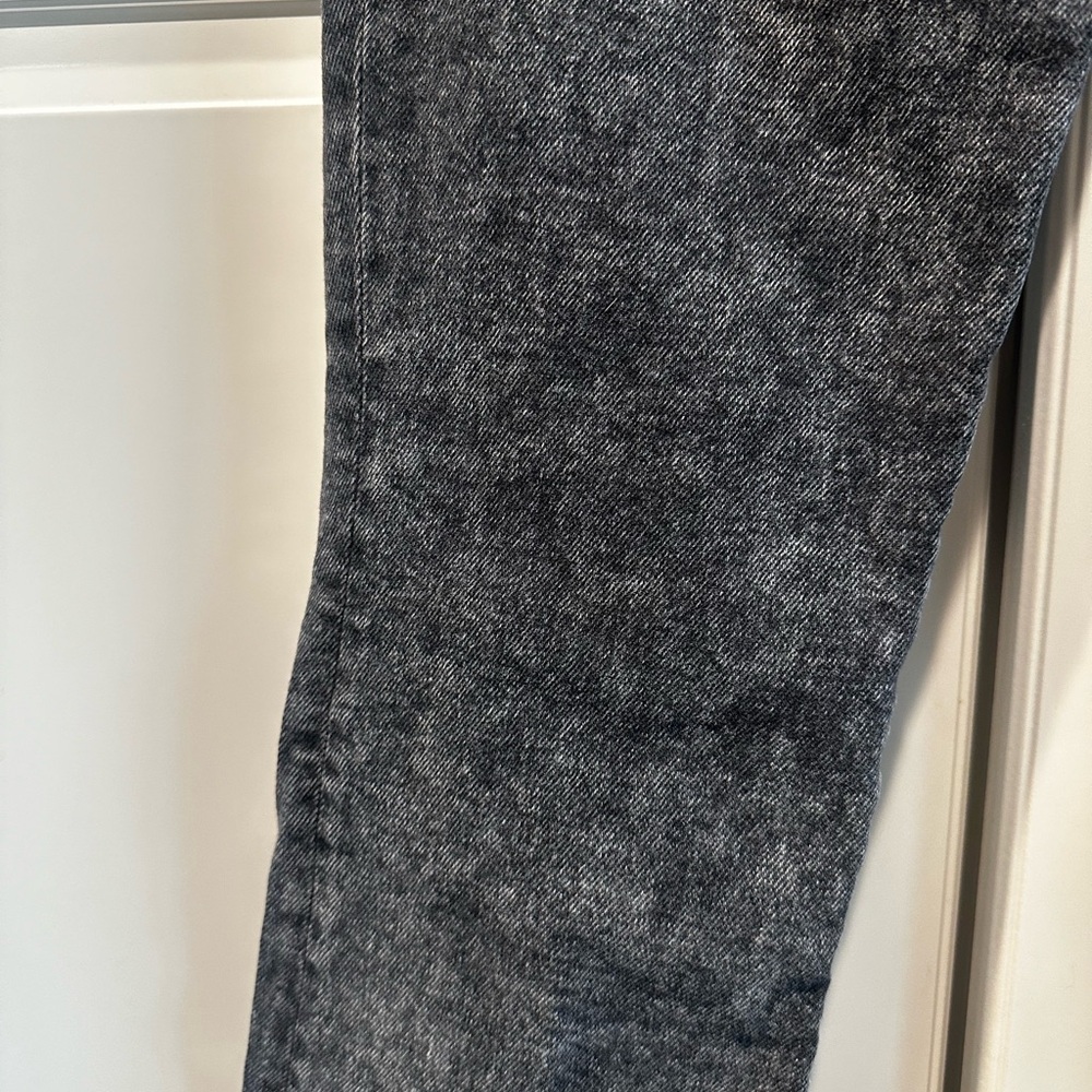 Pistola Black 90s Grunge Acid Wash Cropped Jeans - Picture 8 of 11